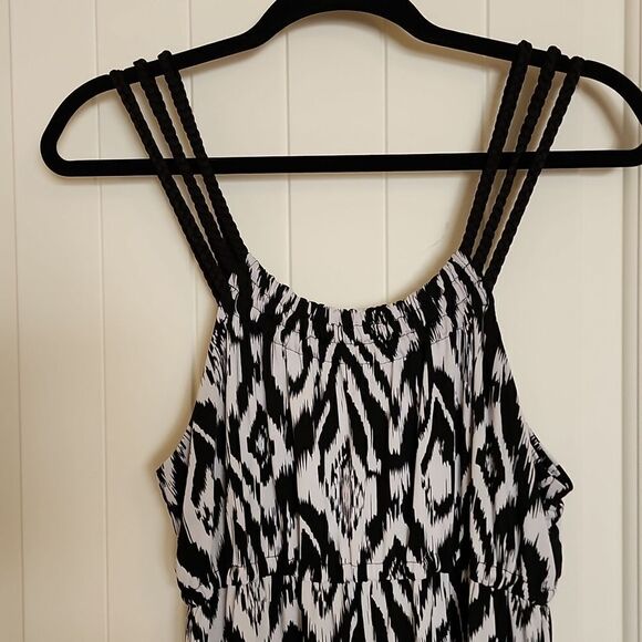 Apt 9 Black White Trible Print Maxi Dress Size Large with unique rope straps. - Picture 2 of 5
